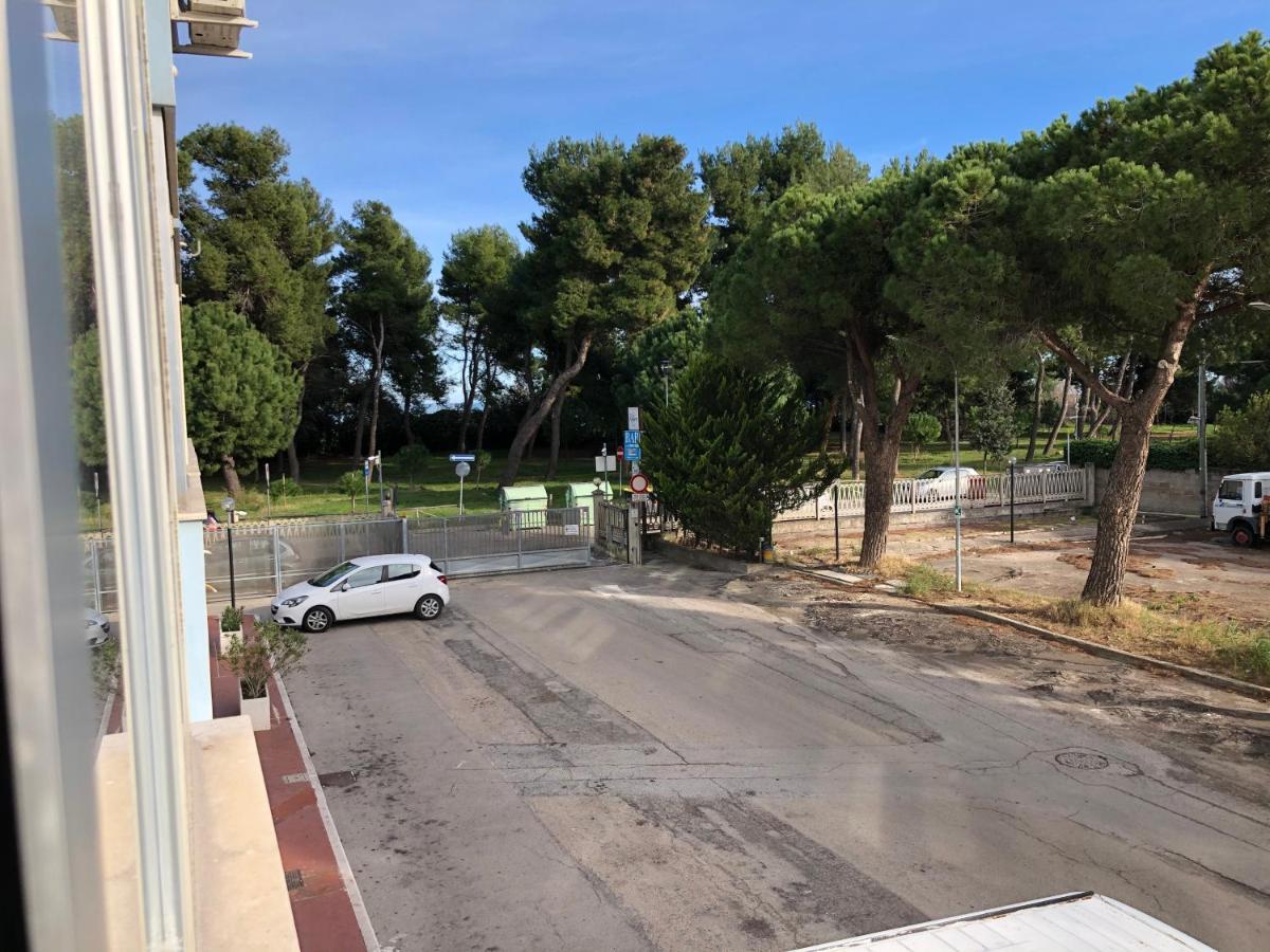 Beach Apartments Montesilvano Pescara ภายนอก รูปภาพ